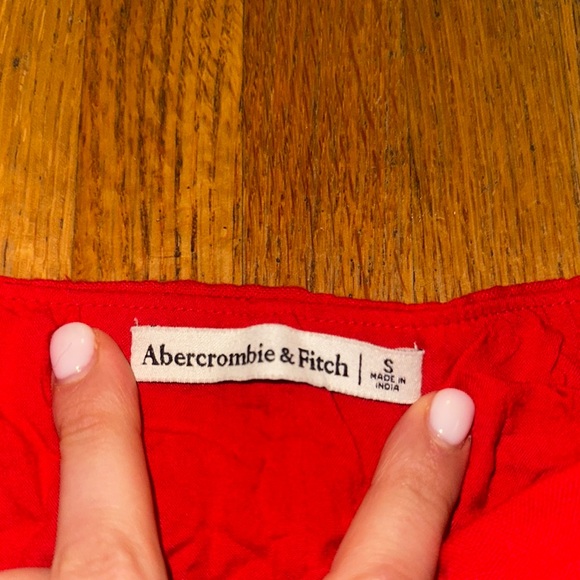 Abercrombie & Fitch Red Asymmetrical Mini Skirt - Picture 2 of 3
